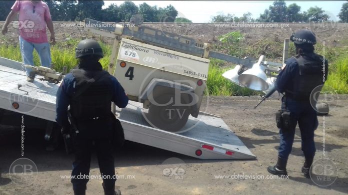 PF recupera lámparas de alumbrado carretero