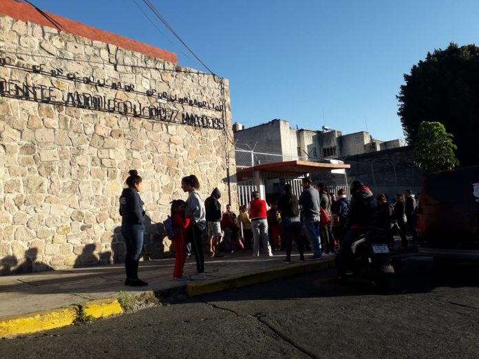 Regresan a clases alumnos de nivel básico en Michoacán