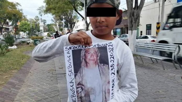 Niños buscan a su madre desaparecida, ¿la has visto?
