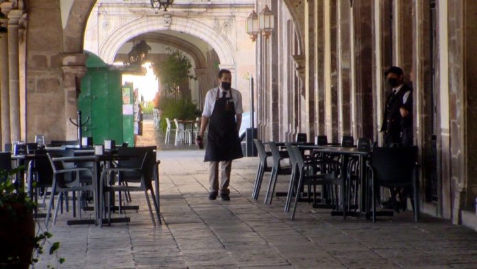 Alrededor de 2500 negocios de comida han cerrados sus puertas en Morelia, afirma Alejandro Hernández