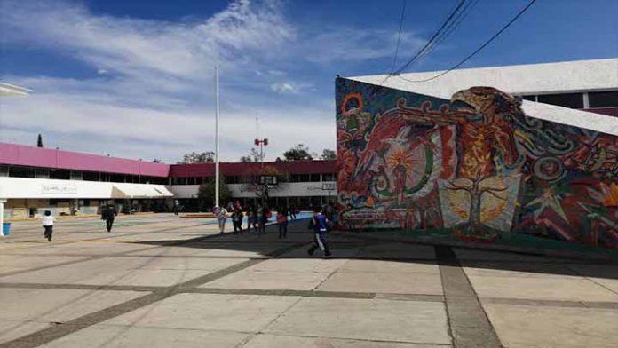 SEE da de baja a 400 profesores, cobraban pero no trabajaban