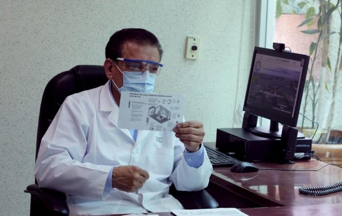 Separan de su cargo a director de hospital que vacunó contra covid-19 a familiares