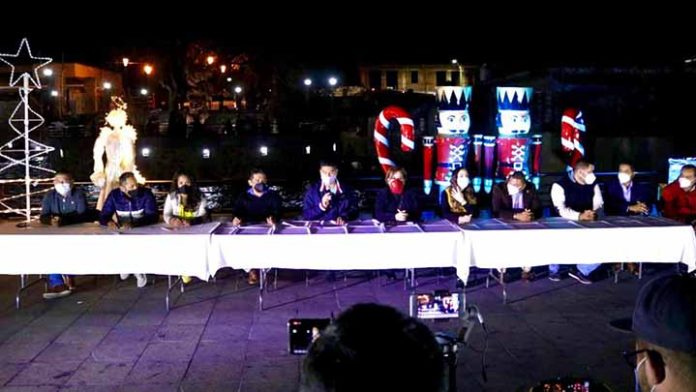 Presenta Miguel Paredes 6º Festival Navideño Virtual de Uruapan