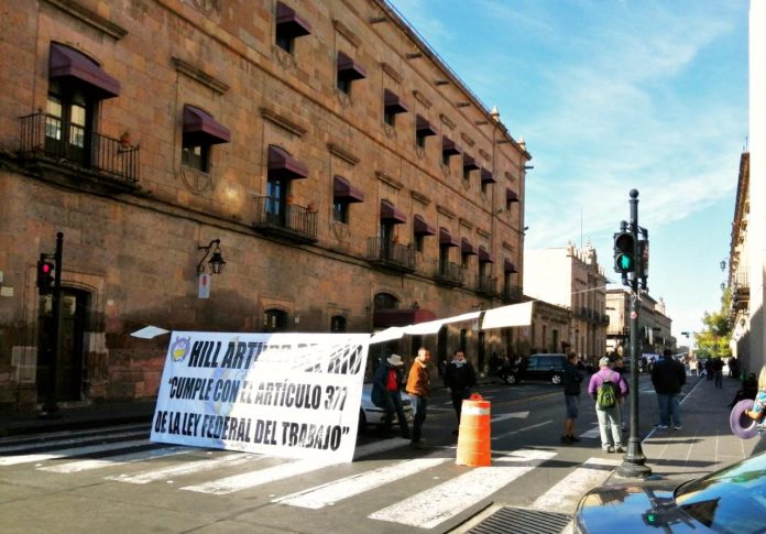 Comerciantes de temporada navideña y de Reyes Magos serían reubicados por Covid-19