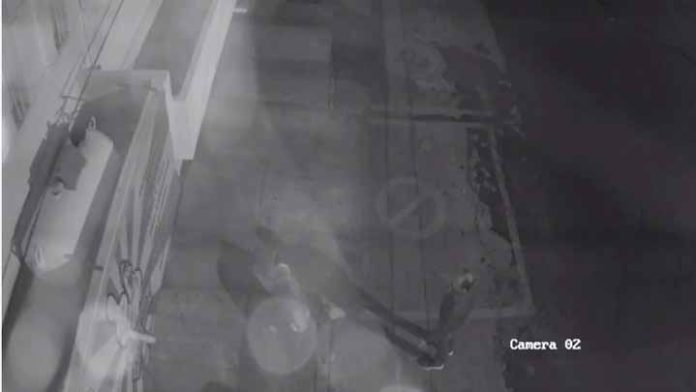 #Denuncia Se busca vecino que no recoge las heces de su perro en Morelia
