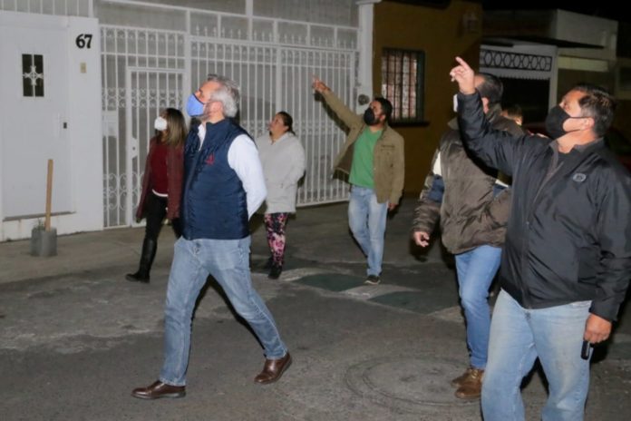Alfredo Ramírez apoya con instalación de cámaras de vigilancia en colonias de Morelia