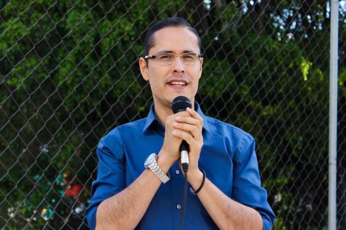 Elección interna del PAN, farsa que le falló a Marko Cortés: Villegas