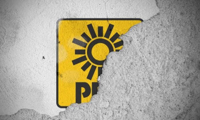Mega-desbandada, la estocada final a la extinción del PRD