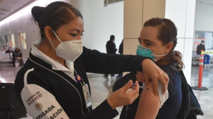 Más de medio millón de personas se han registrado para vacunación contra COVID-19, confirma López-Gatell
