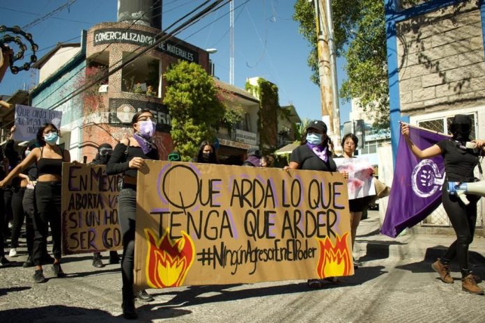 ¡Ningún Agresor será gobernador! Feministas michoacanas en apoyo a colectivas en Guerrero