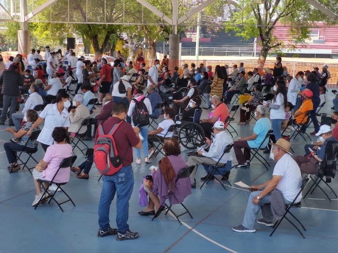 Está semana arrancará vacunación en ocho municipios más en Michoacán