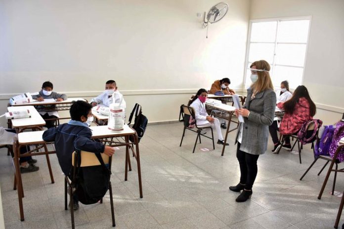 El 20 de septiembre posible regreso a clases presenciales en Michoacán nivel básico El 20 de septiembre posible regreso a clases presenciales en Michoacán nivel básico