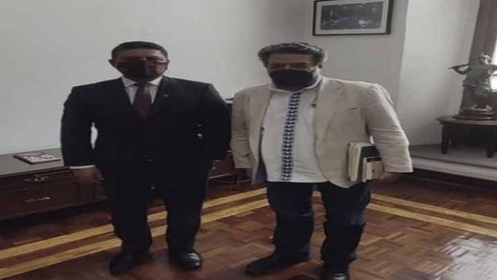 Sostiene rector de la UMSNH reunión de trabajo en la SEP