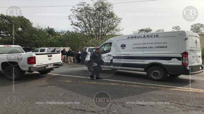 Abandonan bolsas con cuerpo descuartizado en Jacona