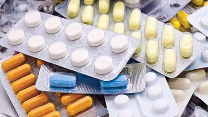Organización denuncia que desabasto de medicamentos en el IMSS se triplicó durante el 2020