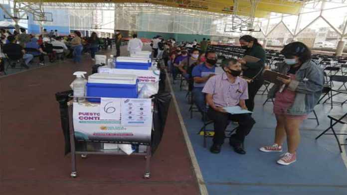 A unos días de las elecciones México registra récord de vacunación