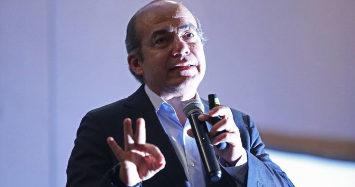 Felipe Calderón responde a AMLO y arremete contra la CFE