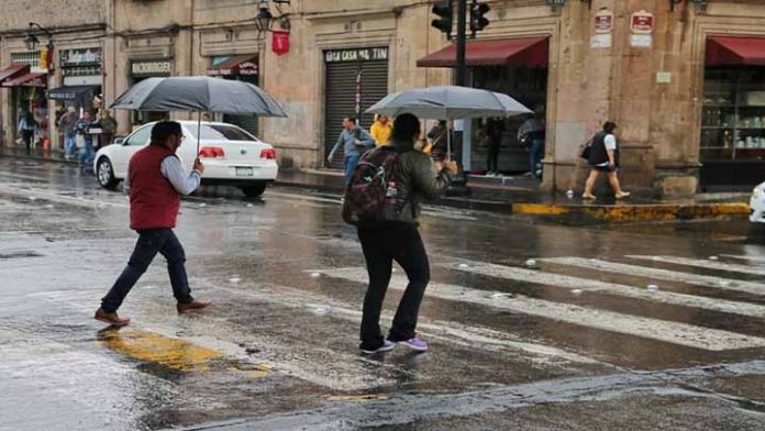 Se mantendrá día lluvioso en Michoacán por el paso de “Nora”