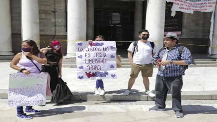 Solo llegan 5 personas a la marcha de apoyo a YosStop