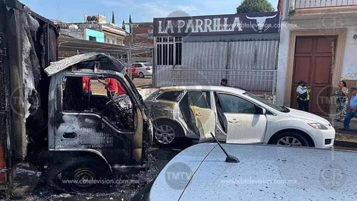 Cae otro hombre por quemar autos en Uruapan