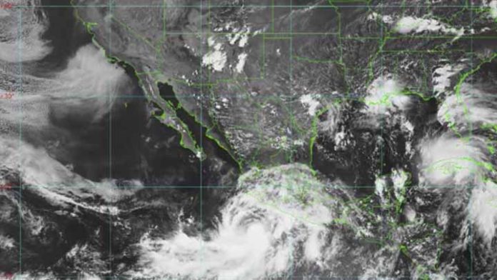 Huracán Nora golpeará Colima, autoridades recomiendan extremar precauciones