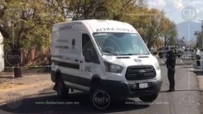Asesinan a un hombre en el camino a Irapeo