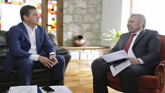Raúl Cárdenas, rector de la UMSNH logra acuerdo con gobierno del estado en beneficio de la comunidad nicolaita