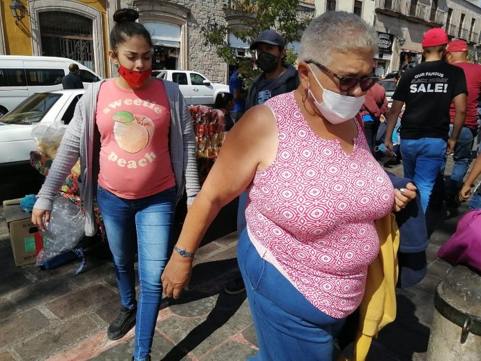 Mujeres han sido la población más afectada por el Covid-19