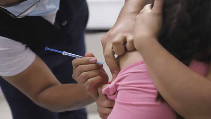 Es importante vacunar contra la influenza a menores de 5 años por su vulnerabilidad