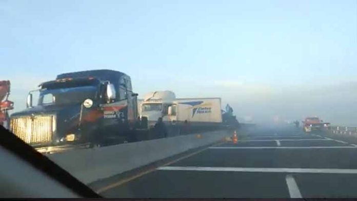 Otro accidente involucrado con tráilers, carambola en circuito mexiquense