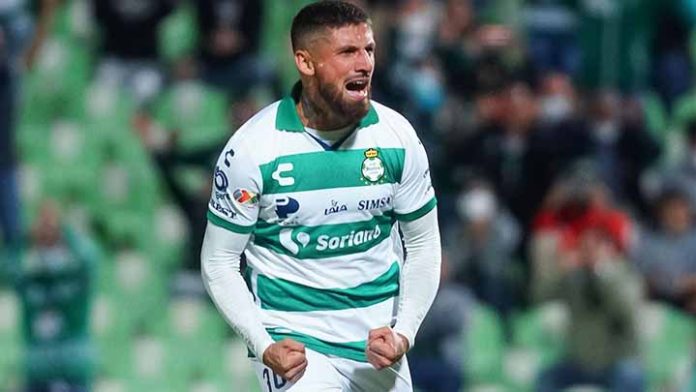 Santos vence a Tigres en el partido de ida de cuartos de final