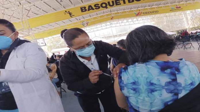 Miércoles vacunación de refuerzo para personas de 40 a 49 años en Morelia