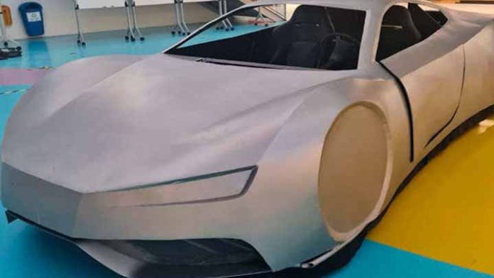 Universitarios mexicanos desarrollan auto electrónico inteligente