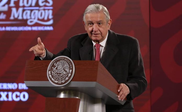 INE dicta medidas cautelares contra López Obrador