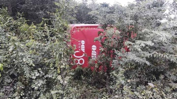 Van 8 muertos y 28 personas prensadas en accidente, cerca de Tren Maya