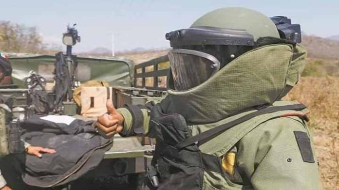 Desactivan 250 minas en caminos de Tierra Caliente Michoacán