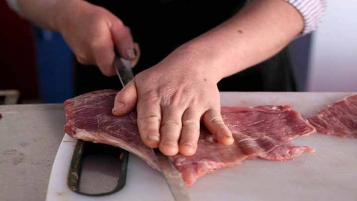 En esta temporada de calor, la SSM recomienda comprar carne refrigerada