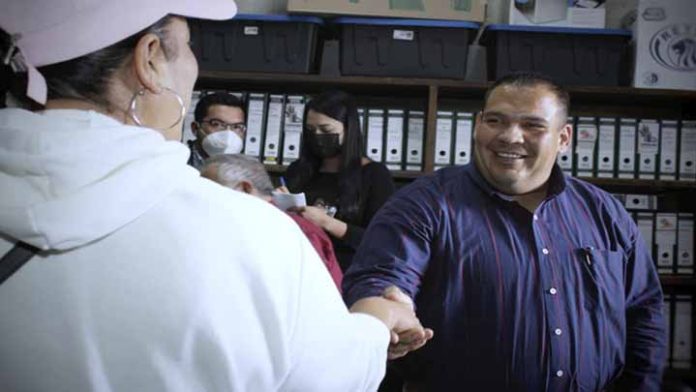 Escucha Gobierno de Tarímbaro a padres de familia de secundaria de Cuitzillo El Grande