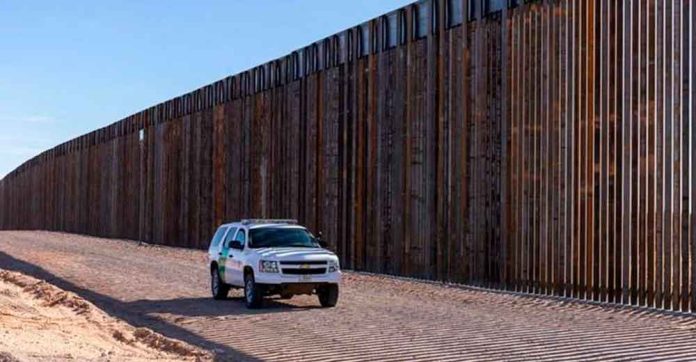 Comienza cierre de albergues en Arizona tras ordenes ejecutivas de Trump Comienza cierre de albergues en Arizona tras ordenes ejecutivas de Trump