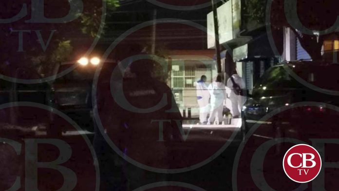 Una pareja fue ejecutada y los dejaron con el tiro de gracias en el centro de la ciudad.