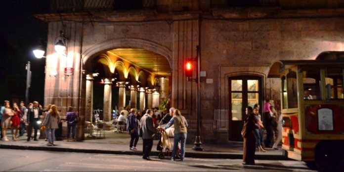 Cuidado con salir de noche, pues te espera ‘El asesino de los portales’