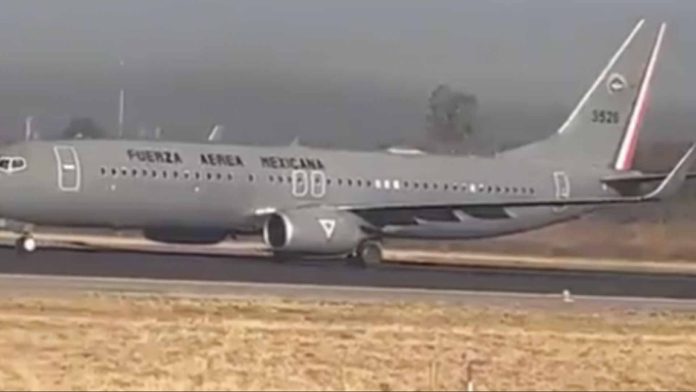 Cierran los aeropuertos de Culiacán luego de un ataque contra avión del Ejército
