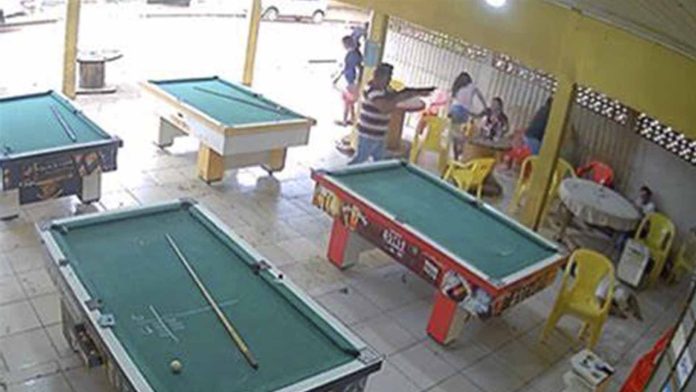 Hombres asesinan a siete personas tras perder juego de billar