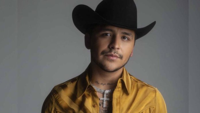 ¡Adiós a los escenarios! Christian Nodal iniciará carrera como comentarista deportivo
