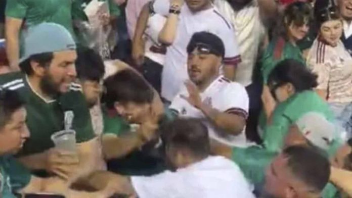 Apuñalan a aficionado durante juego de la Selección Mexicana de la Copa Oro