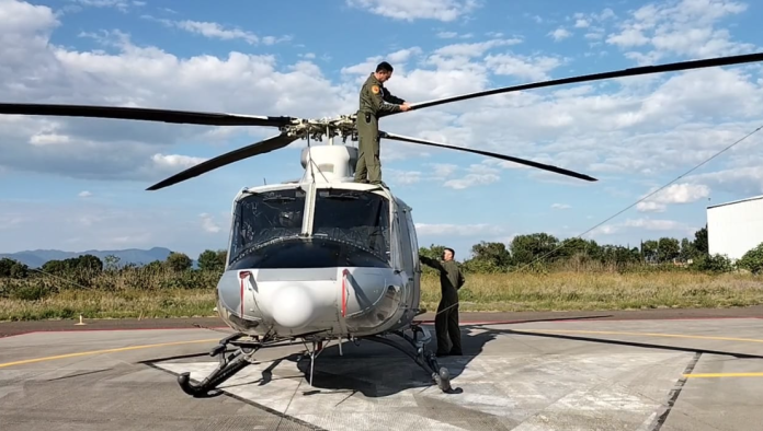 Pilotos de la Fuerza Aérea Mexicana listos para participar con la Parada Aérea en el Desfile del 258 Aniversario del Natalicio de José María Morelos y Pavón