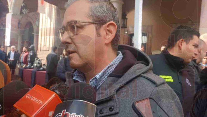 Hay un grave déficit de estacionamiento en Ciudad Salud, afirmó González Cussi