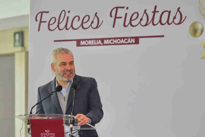 En 2024 se concretará digitalización de trámites en sector educativo: Bedolla