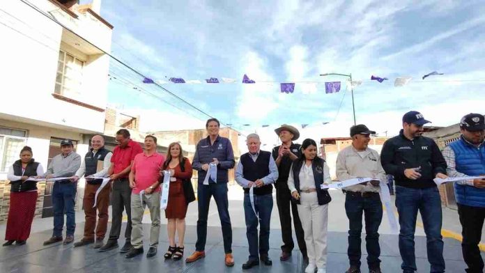 Se invirtieron 15 MDP en 6 obras públicas de la colonia Santiaguito