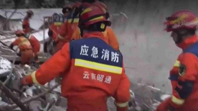 Deslave en China deja a casi 50 personas sepultadas
